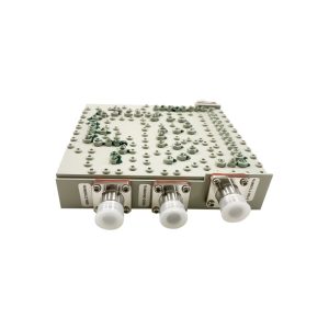 Combinador triplex RF tribanda 698-2700 / 3300-3800 / 5150-7125MHz